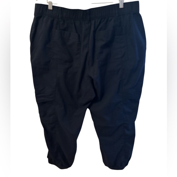 Sonoma Women’s Black Cargo Pants Size 16W - Picture 2 of 13